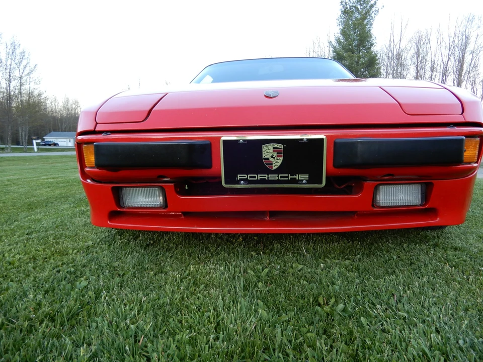 1985 Porsche 944 - Image 15 of 31