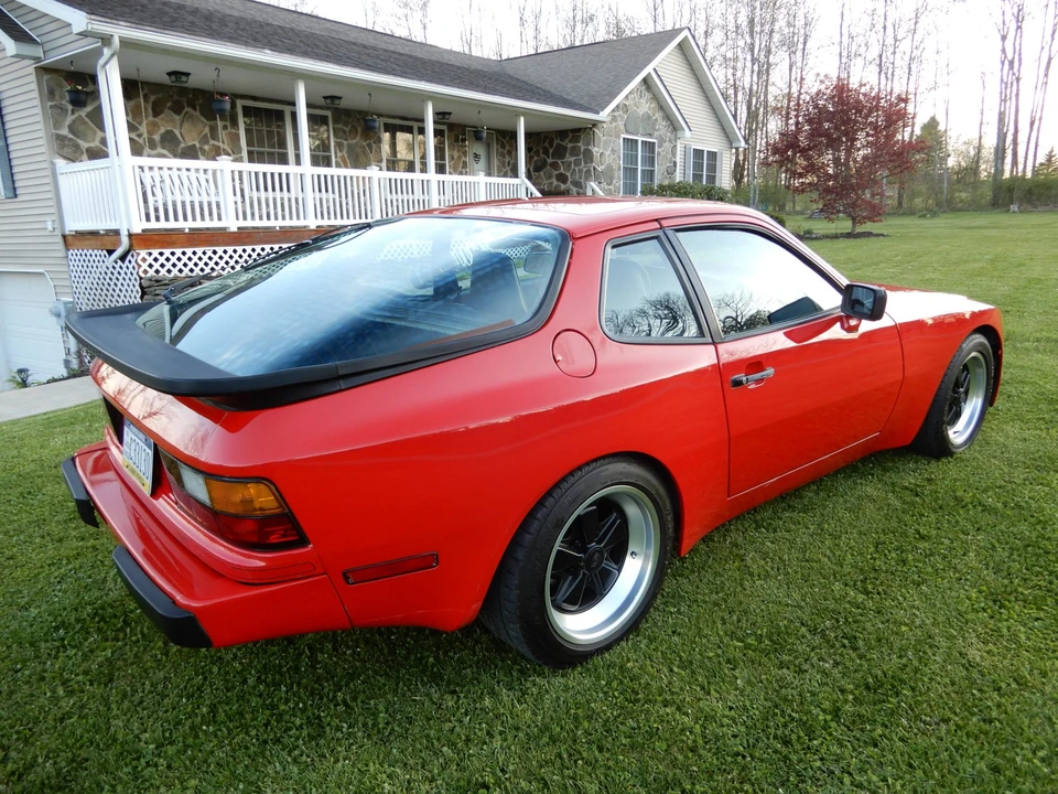 1985 Porsche 944 - Image 7 of 31