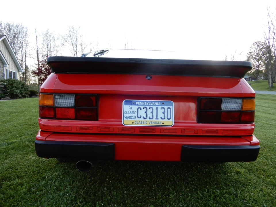 1985 Porsche 944 - Image 9 of 31