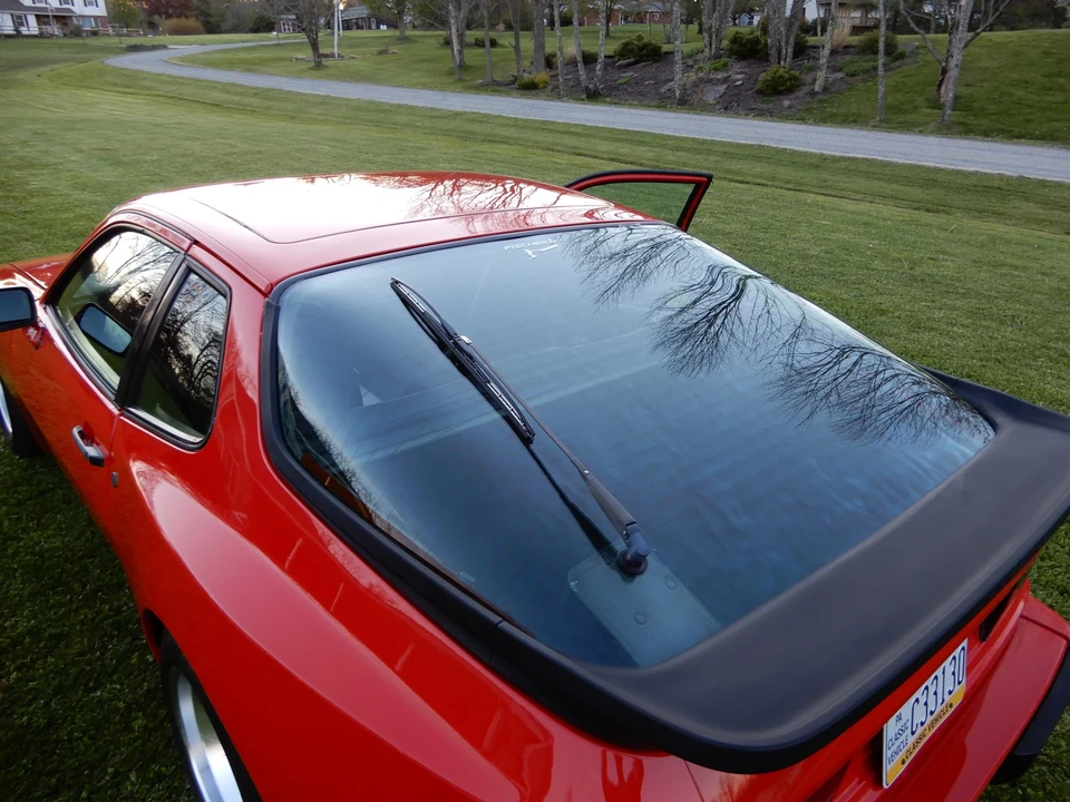 1985 Porsche 944 - Image 23 of 31