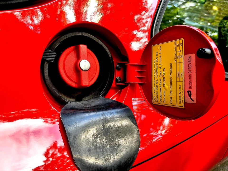 1985 Porsche 944 - Image 30 of 31