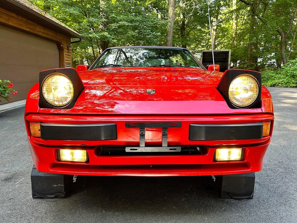 1985 Porsche 944 - Image 5 of 31