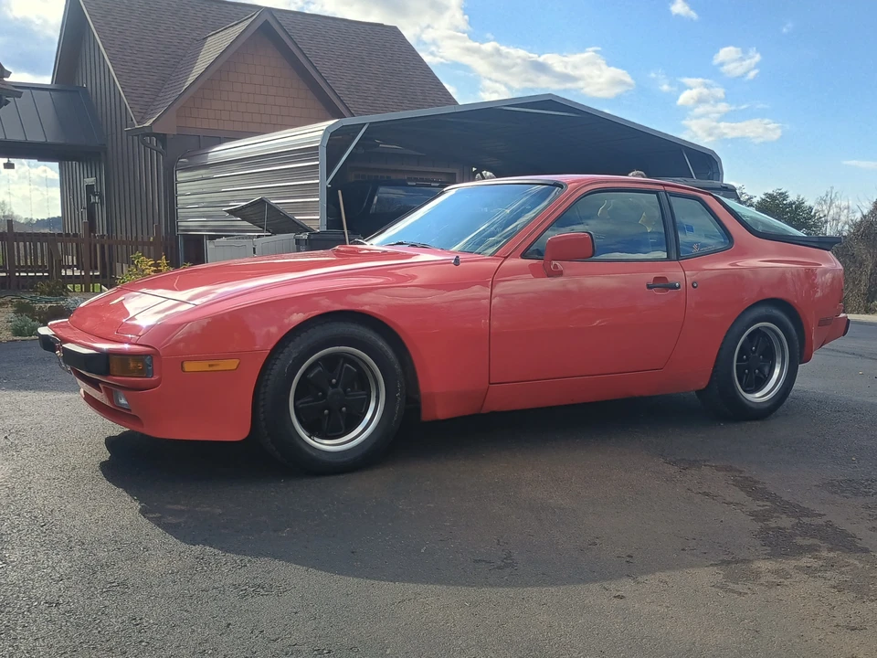 1985 Porsche 944 - Image 6 of 31