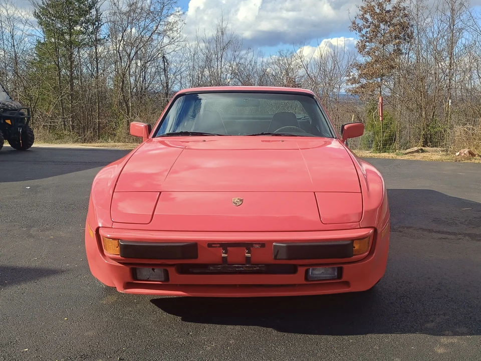 1985 Porsche 944 - Image 27 of 31