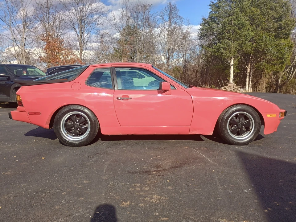 1985 Porsche 944 - Image 20 of 31