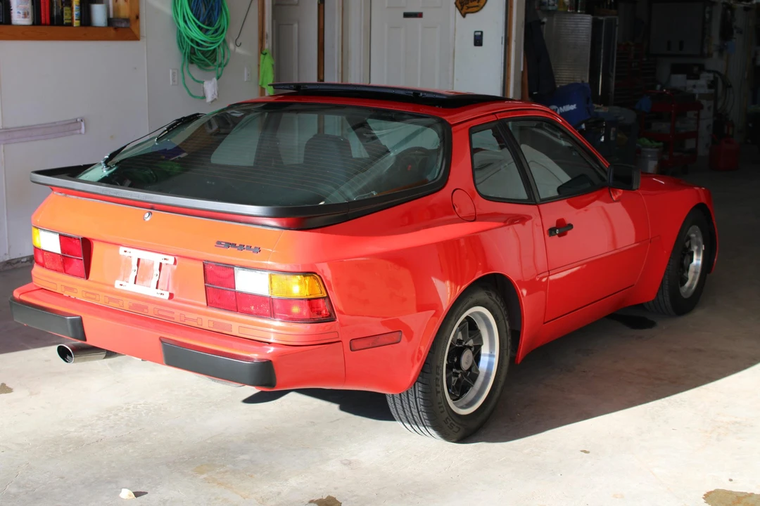 1985 Porsche 944 - Image 14 of 31