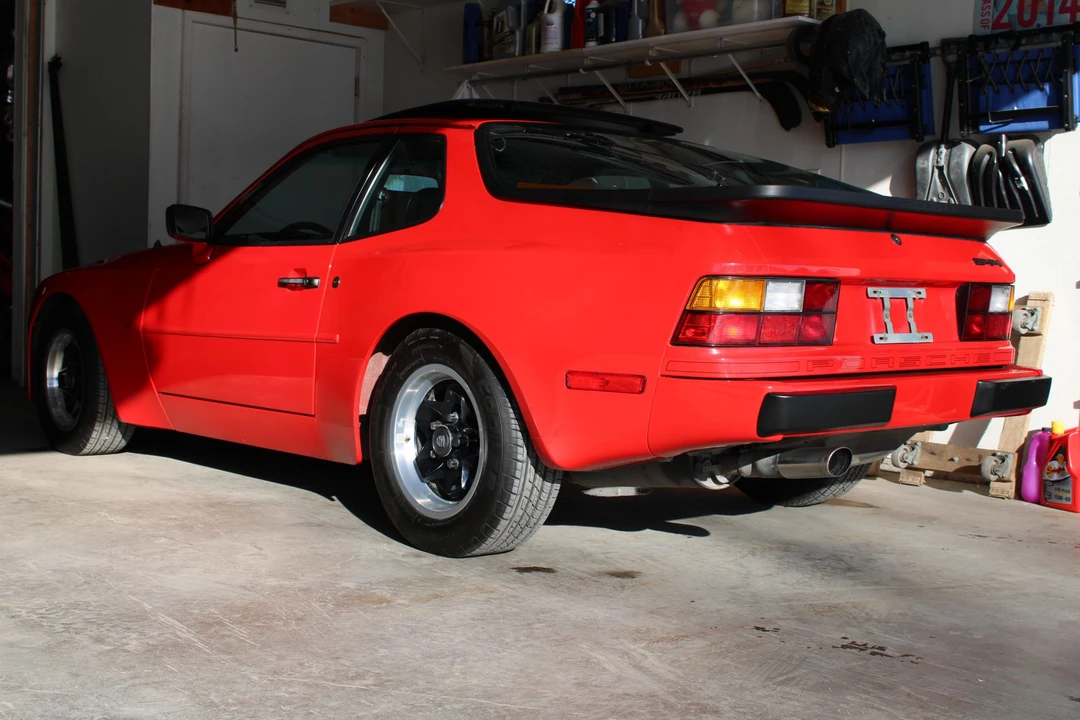 1985 Porsche 944 - Image 8 of 31