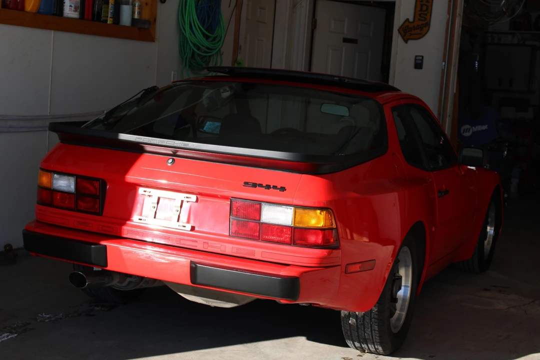1985 Porsche 944 - Image 12 of 31