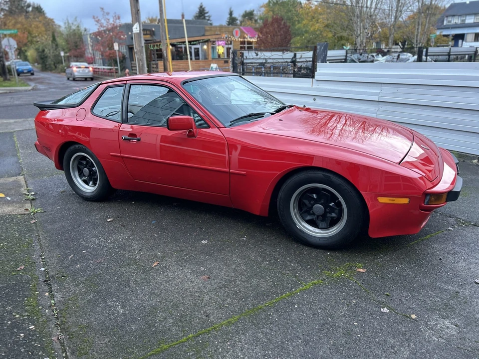 1985 Porsche 944 - Image 19 of 31