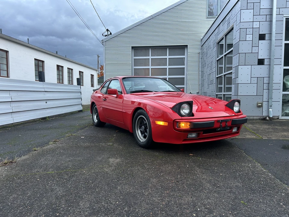 1985 Porsche 944 - Image 23 of 31