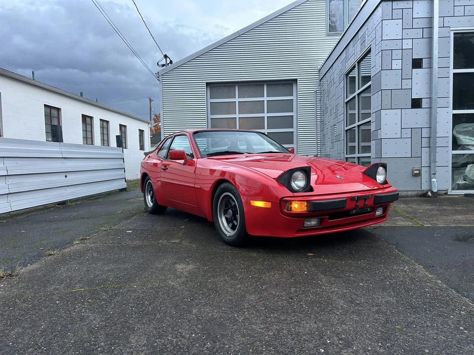1985 Porsche 944 - Image 24 of 31
