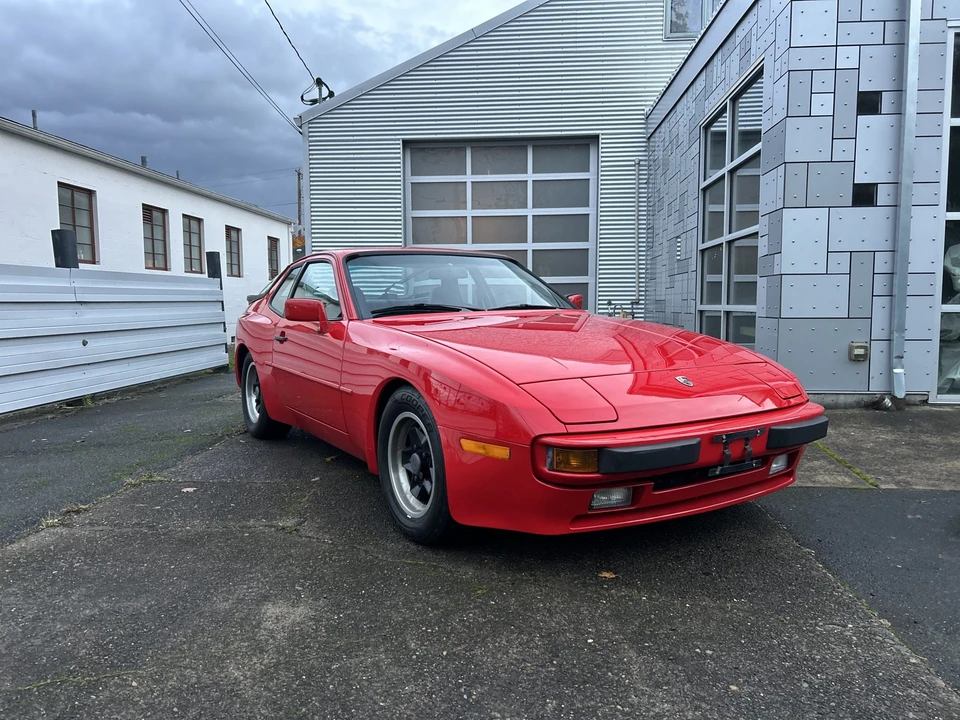 1985 Porsche 944 - Image 22 of 31