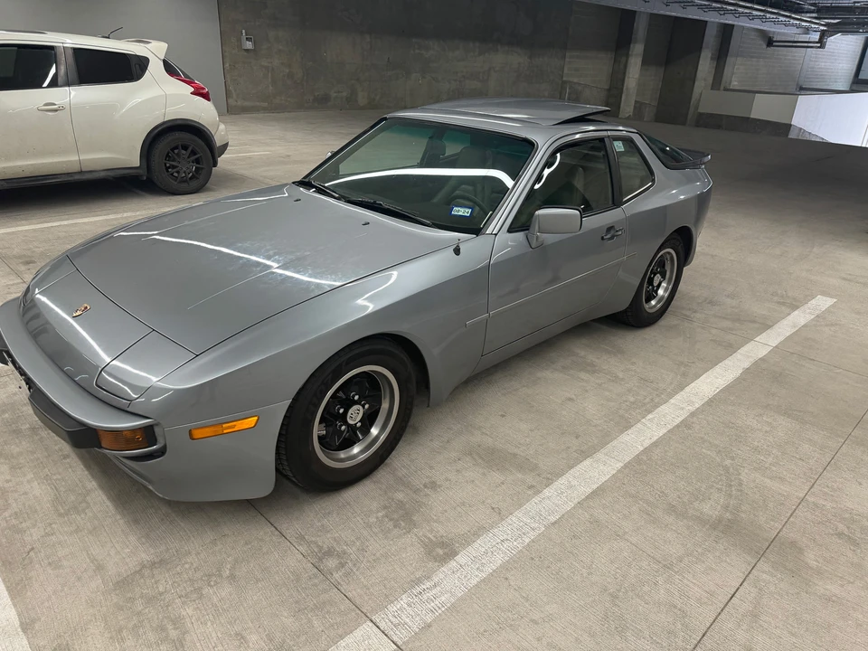 1985 Porsche 944 - Image 3 of 31