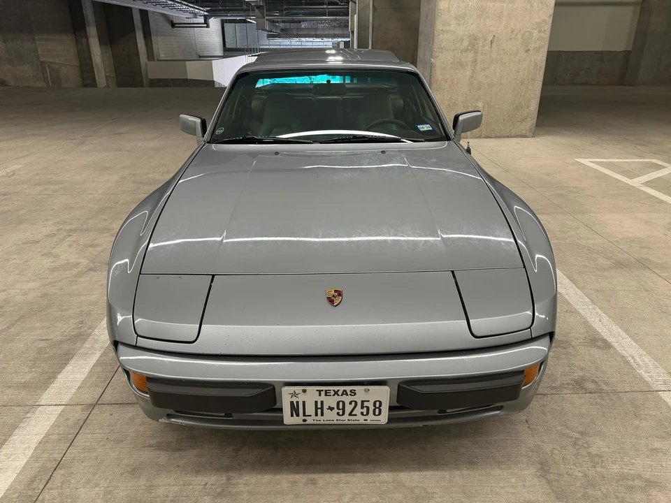 1985 Porsche 944 - Image 10 of 31