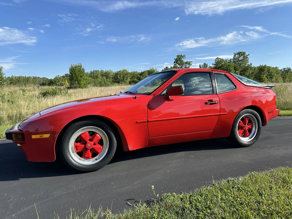 1985 Porsche 944 - Image 29 of 31