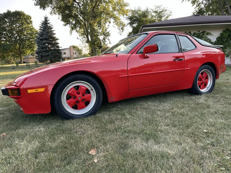 1985 Porsche 944 - Image 18 of 31