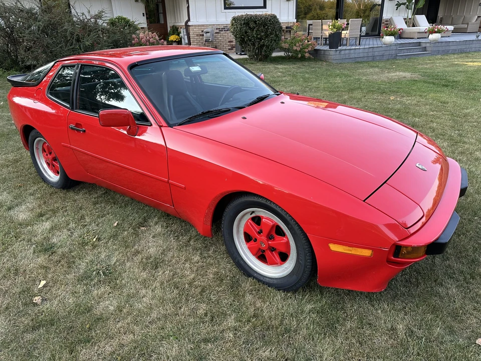 1985 Porsche 944 - Image 24 of 31