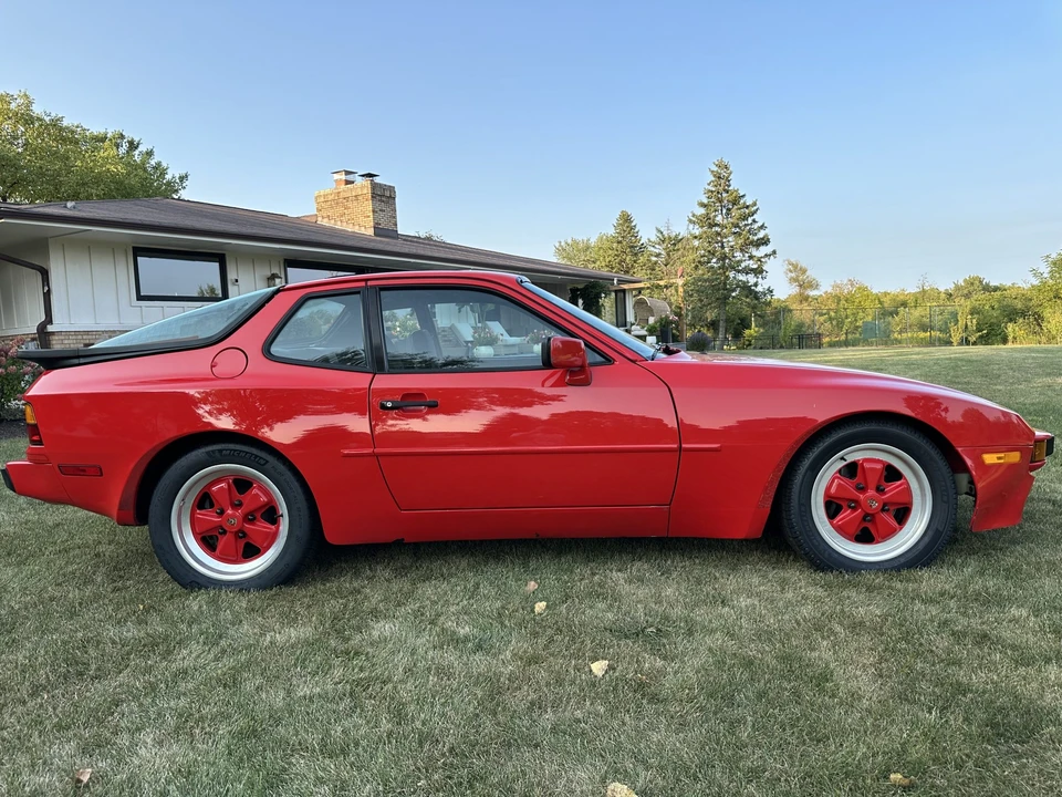 1985 Porsche 944 - Image 22 of 31