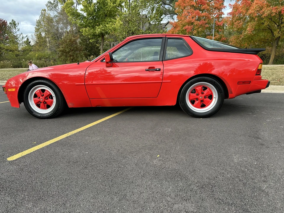 1985 Porsche 944 - Image 4 of 31