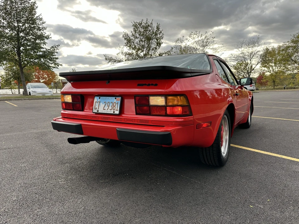 1985 Porsche 944 - Image 10 of 31
