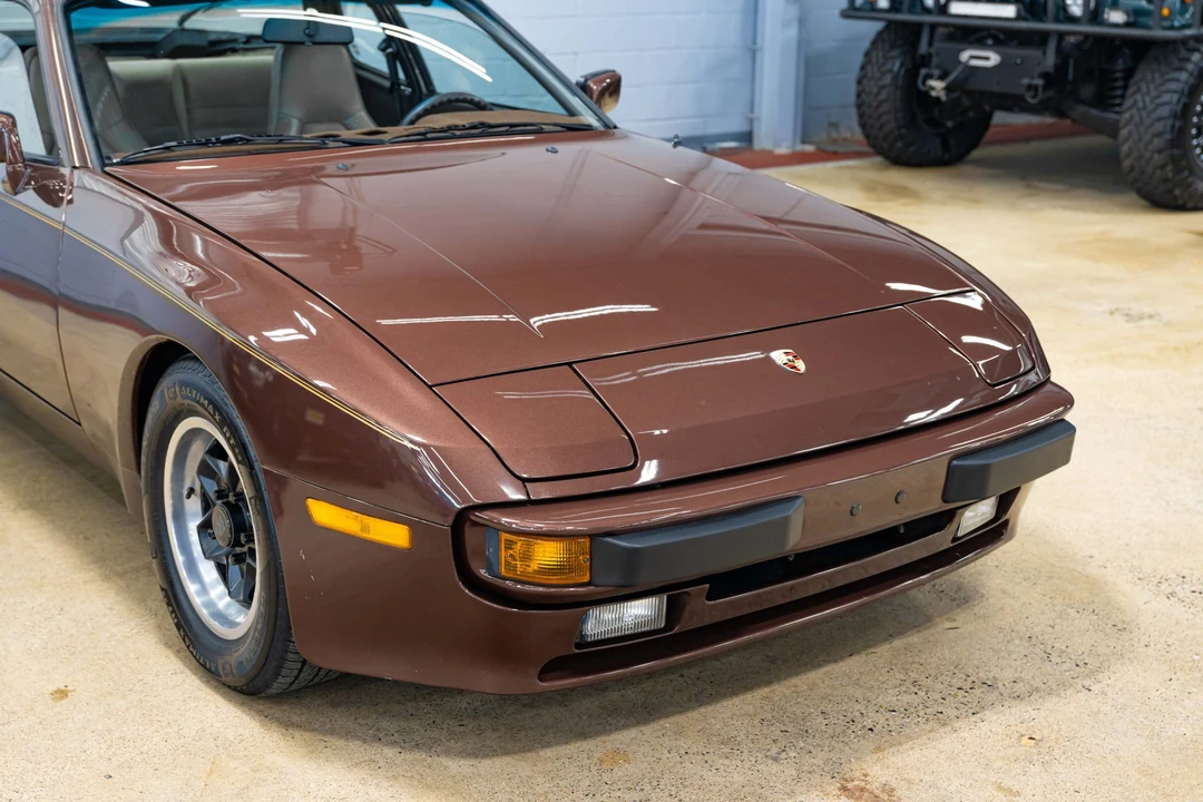 1985 Porsche 944 - Image 17 of 31