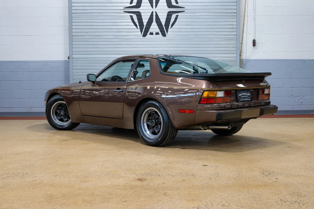1985 Porsche 944 - Image 6 of 31