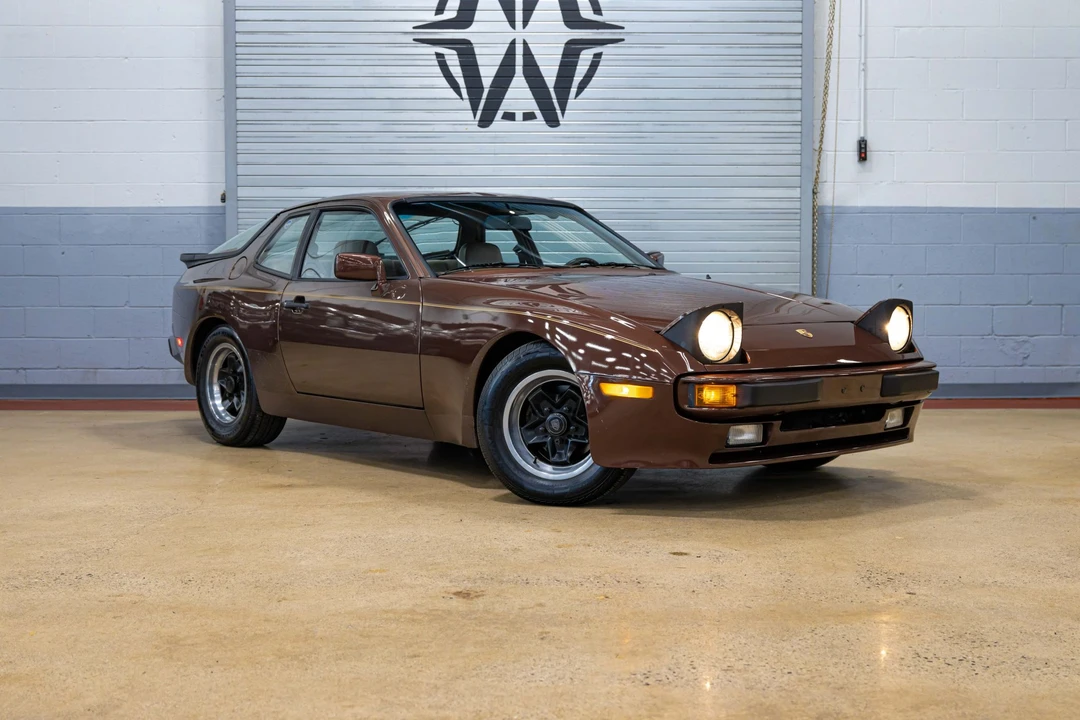 1985 Porsche 944 - Image 2 of 31