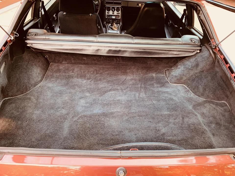 1985 Porsche 944 - Image 27 of 31