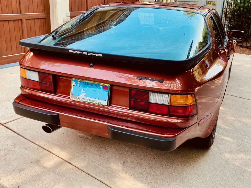 1985 Porsche 944 - Image 9 of 31