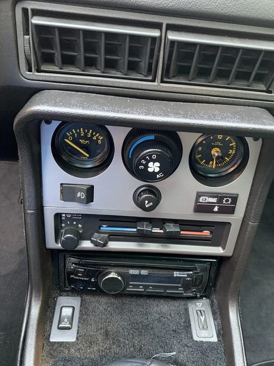 1985 Porsche 944 - Image 26 of 31
