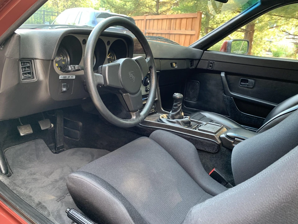 1985 Porsche 944 - Image 20 of 31
