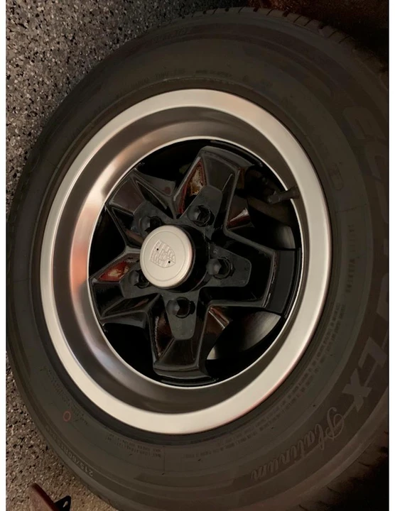 1985 Porsche 944 - Image 18 of 31