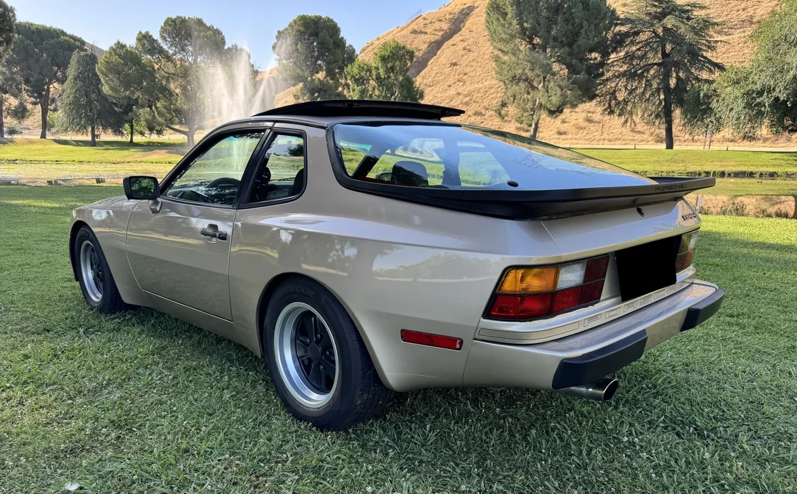 1985 Porsche 944 - Image 15 of 31