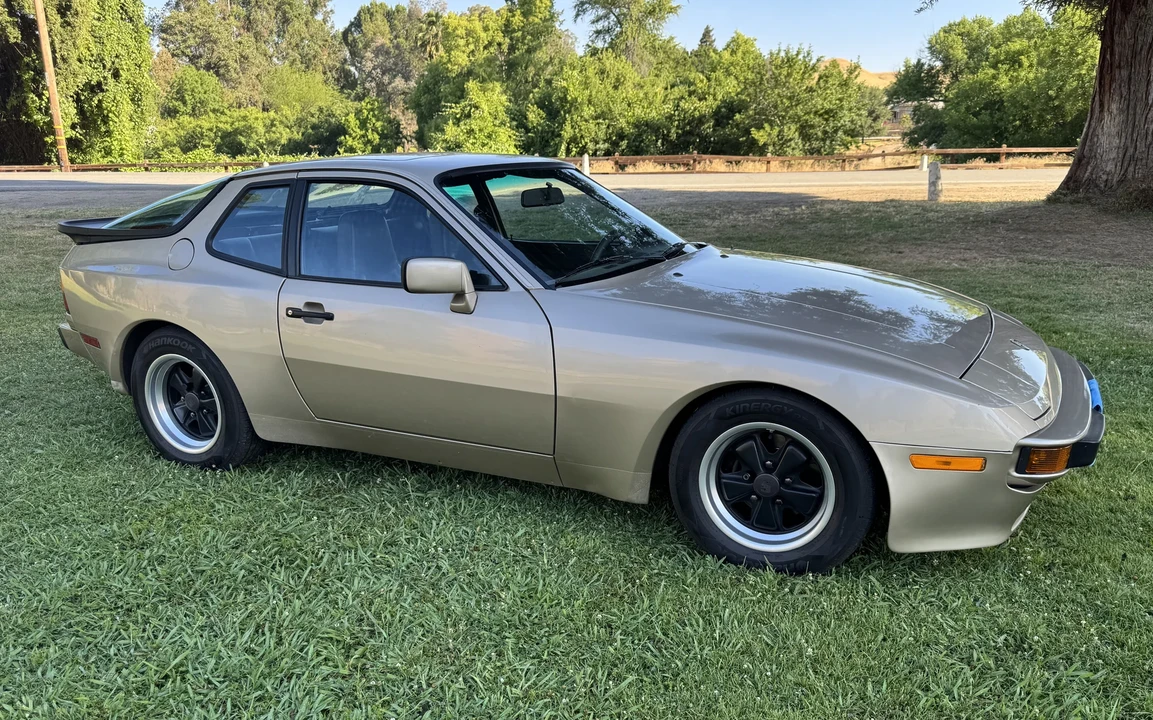 1985 Porsche 944 - Image 28 of 31