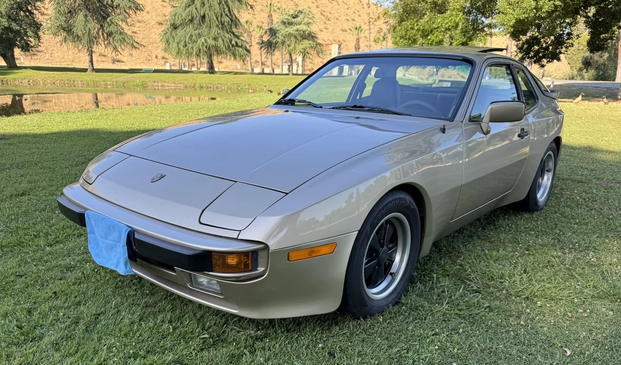 1985 Porsche 944 - Image 5 of 31
