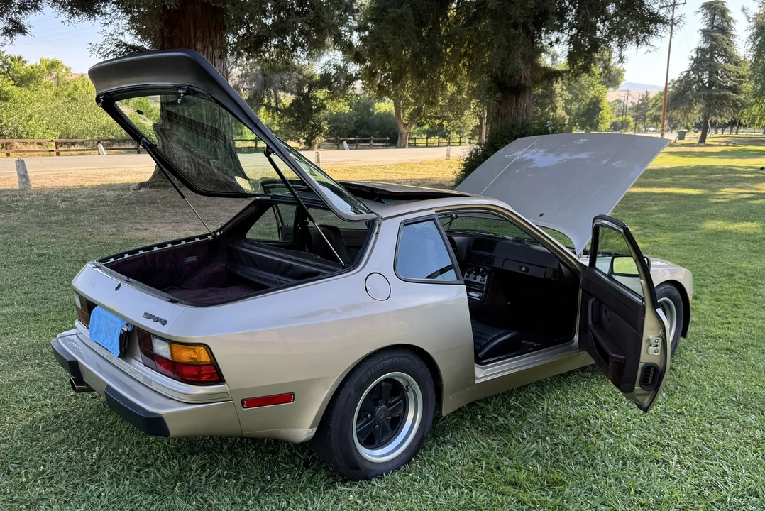 1985 Porsche 944 - Image 24 of 31