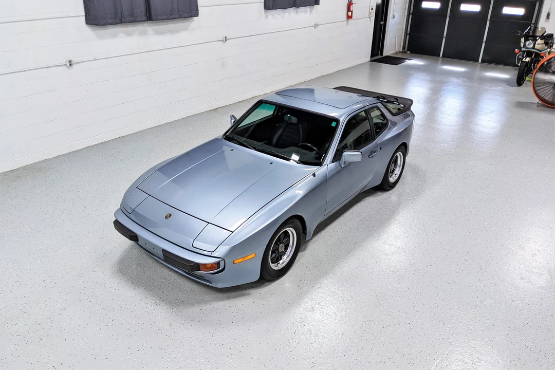 1985 Porsche 944 - Image 2 of 31