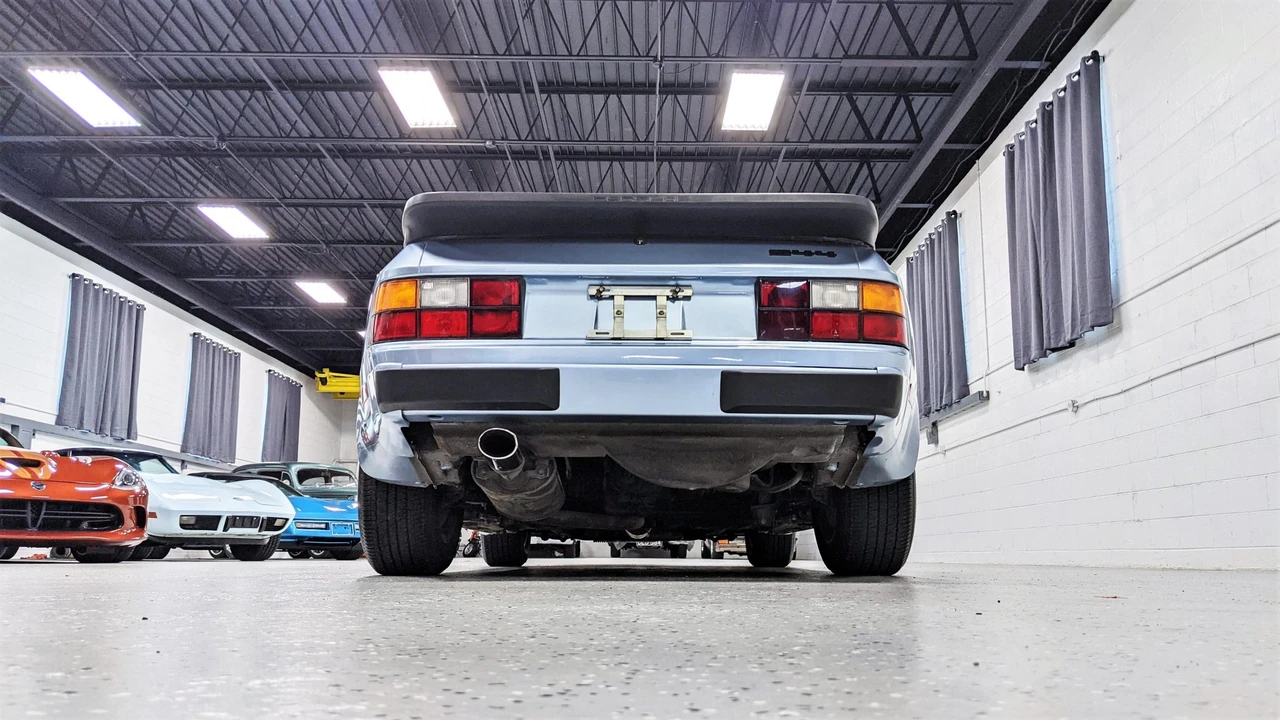 1985 Porsche 944 - Image 10 of 31