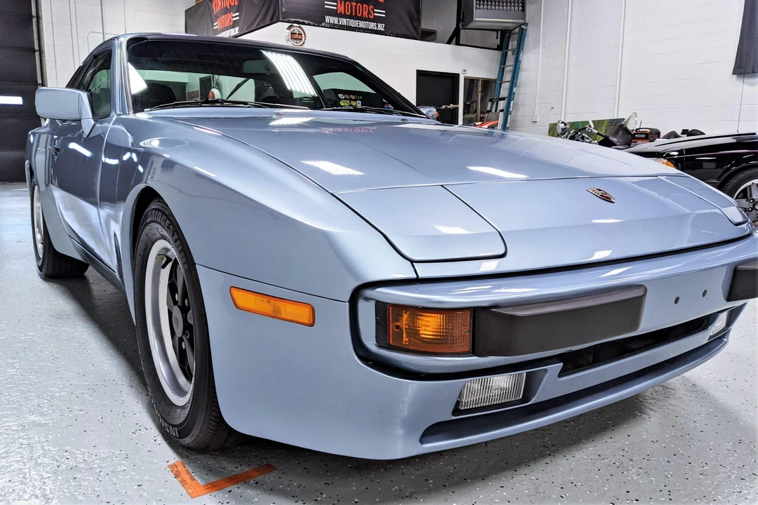 1985 Porsche 944 - Image 24 of 31