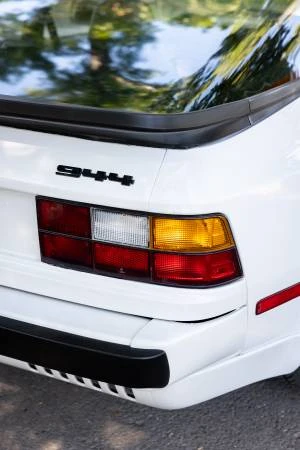 1985 Porsche 944 - Image 18 of 20