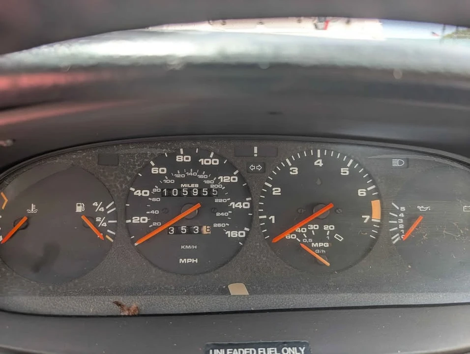 1985 Porsche 944 - Image 11 of 13