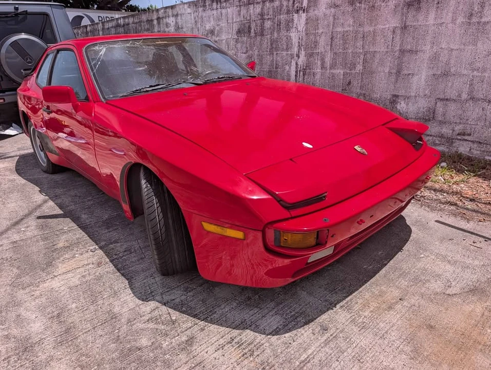 1985 Porsche 944 - Image 3 of 13