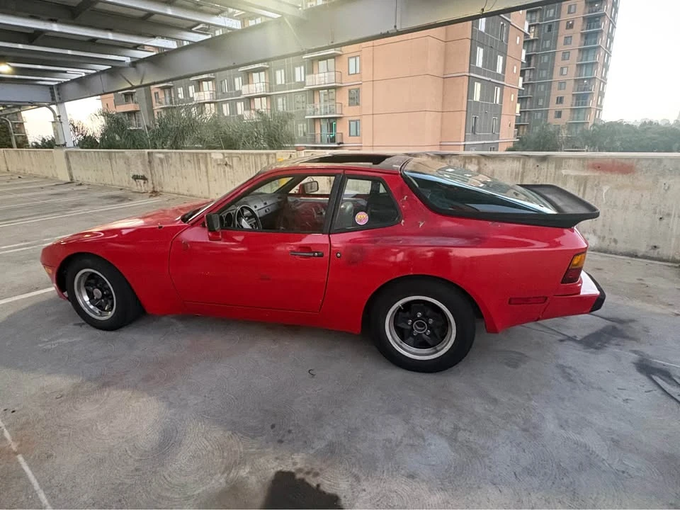 1985 Porsche 944 - Image 17 of 18