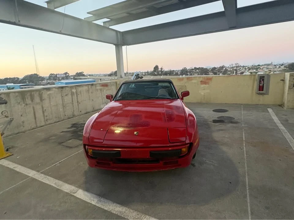 1985 Porsche 944 - Image 16 of 18