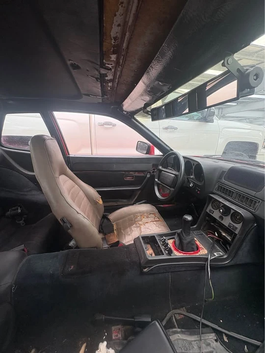 1985 Porsche 944 - Image 8 of 17