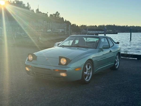 1985 Porsche 944 - Image 2 of 18