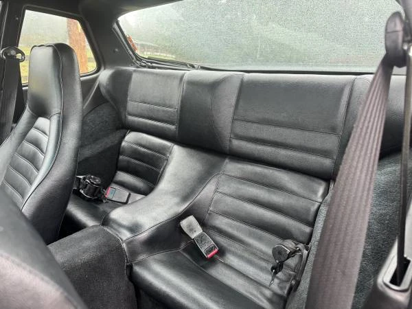 1985 Porsche 944 - Image 9 of 15