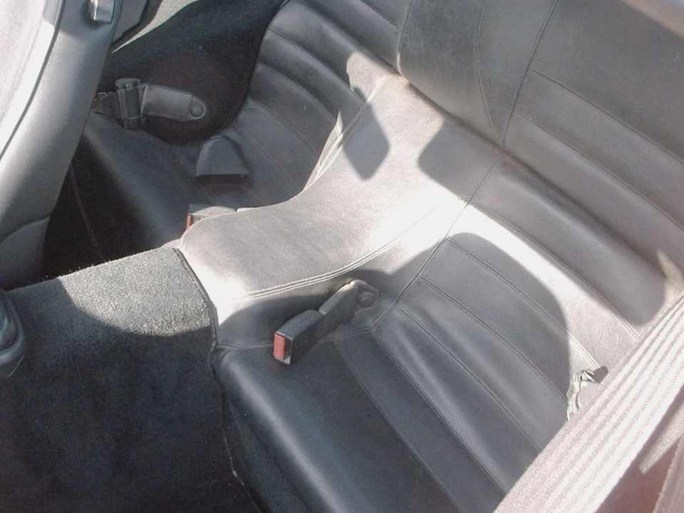 1985 Porsche 944 - Image 8 of 9