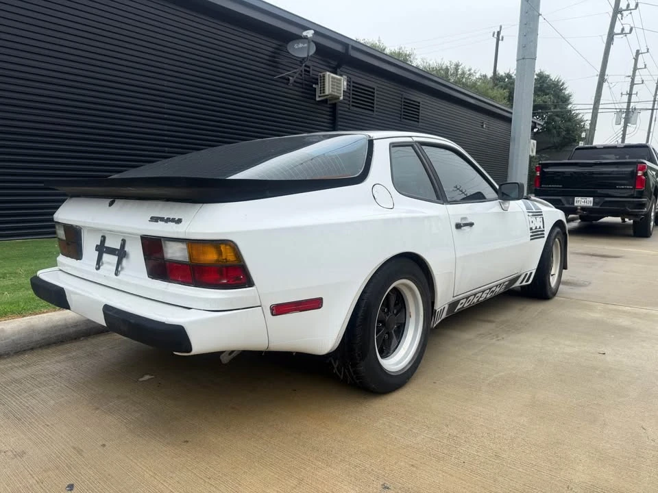 1985 Porsche 944 - Image 6 of 13