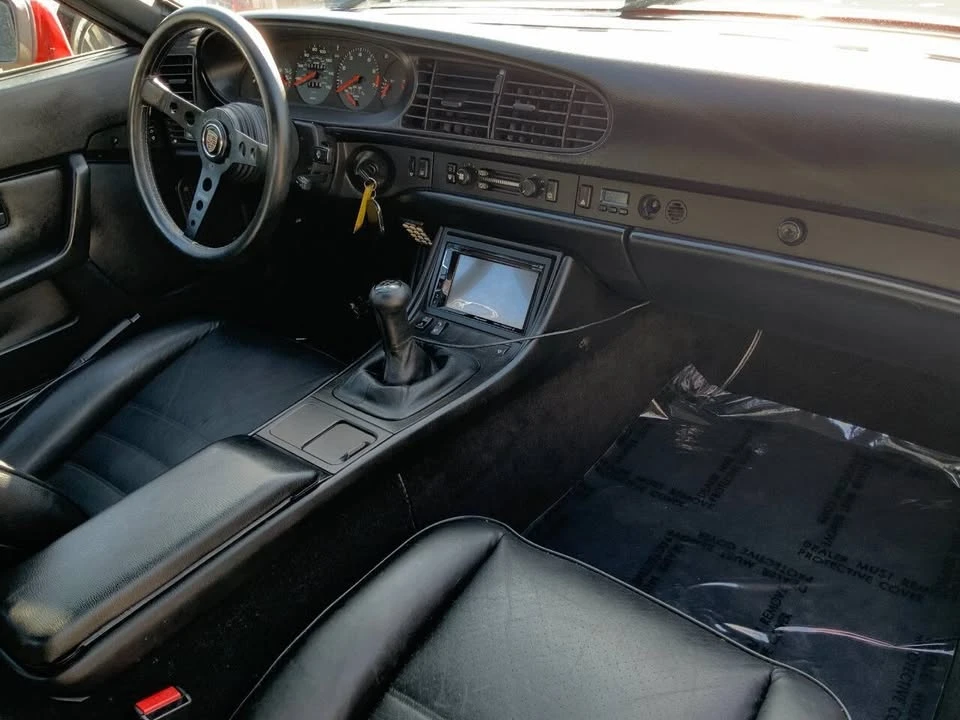 1985 Porsche 944 - Image 15 of 17